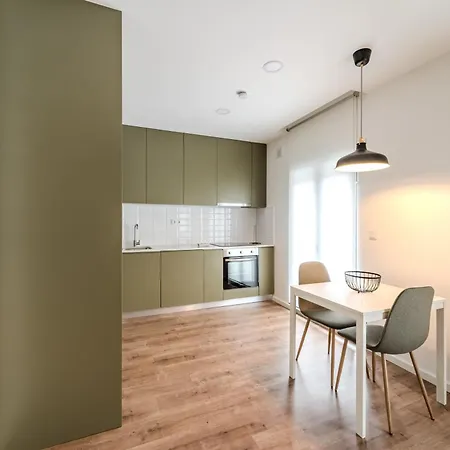 Lz By House And People Апартаменты